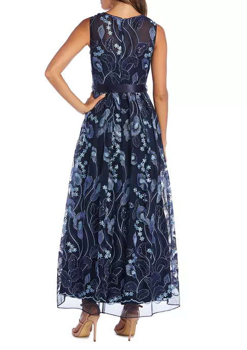 R & M Richards Petite All Over Long Embroidered Lace Sleeveless V-Neck Dress with Sash 4 R & M Richards Petite All Over Long Embroidered Lace Sleeveless V-Neck Dress with Sash - Image 2